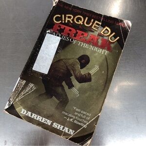 Cirque Du Freak: At Lies of the Night by: Darren Shan, paperback book